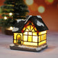 Miniaturowy domek bożonarodzeniowy z oświetleniem LED
